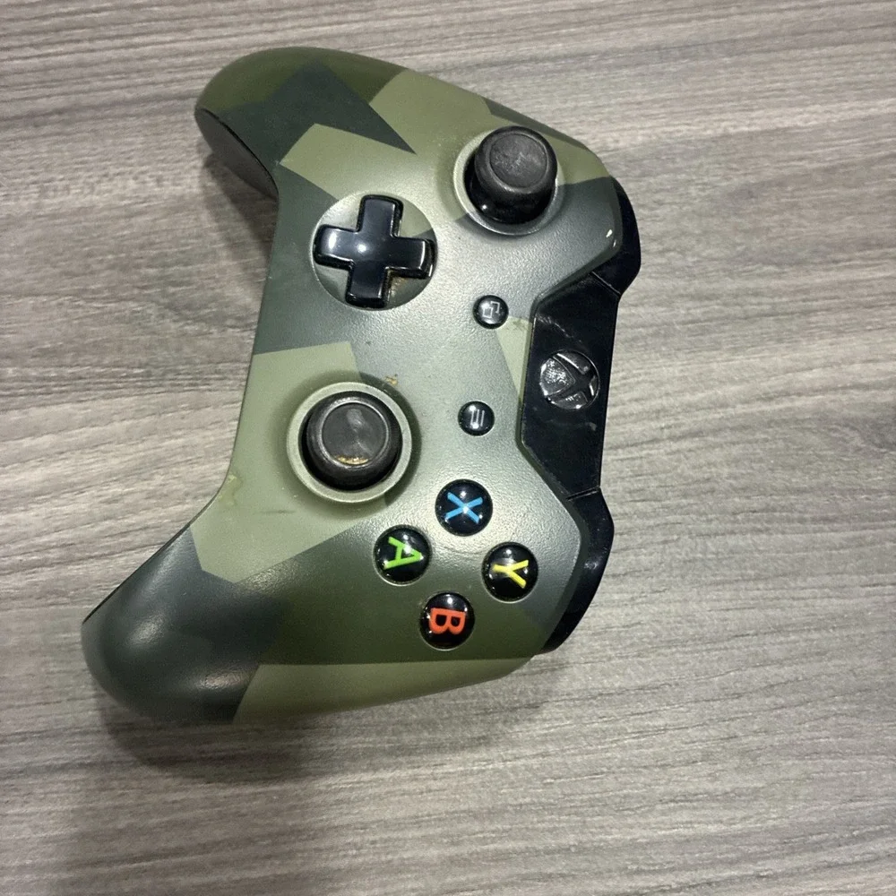 Microsoft Xbox One Armed Forces Camo Controller